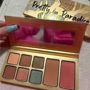 Violet Voss pretty in paradise